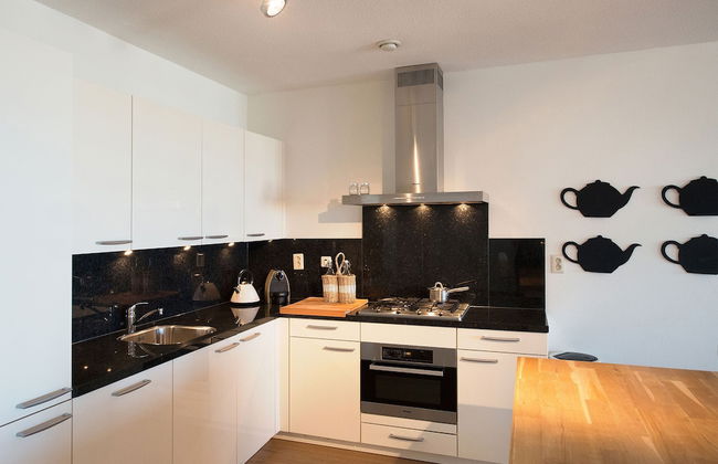 Modern Apartment in The Hague - Photo 2