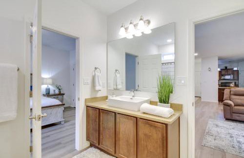 3 Mi to Downtown WFH-Friendly ABQ Townhome! - Photo 12