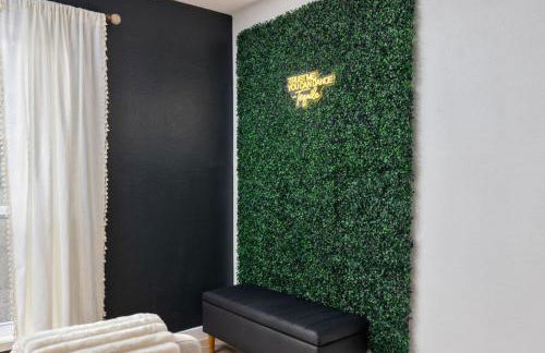 Lone Star Luxe - Heated Pool - Game room - Mini-Golf & Bar - Foto 27