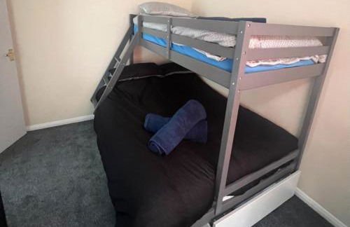 Spacious 3 Bed home situated in a beautiful area - SLEEPS 8 - Foto 26