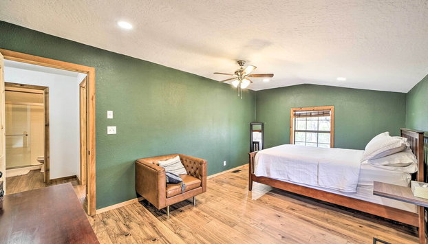 Wilburton Cabin w/ Fire Pit, Mountain Views - Foto 4, Interior