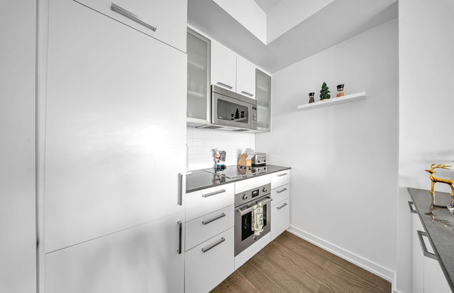 The Harbour Toronto - Photo 44