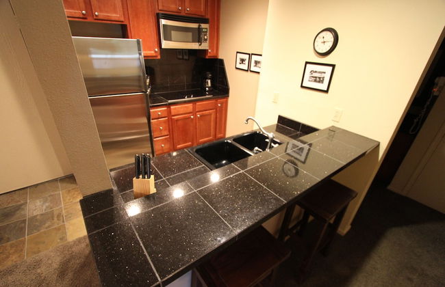 The Summit Condominiums - Foto 11