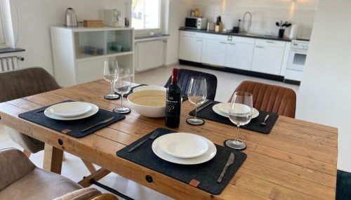 Luxus über 2 Etagen mit Balkon in Elberfeld - Foto 2, stove, pet friendly, minibar