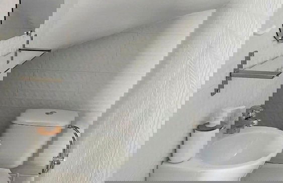 Myra Stunning Seaview Maisonette - Foto 18