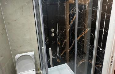 Flat in London - Photo 5