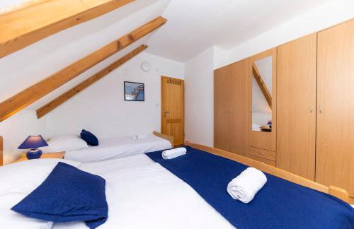 SPA HOLIDAY HOUSE REŽEK - Lovinac - Foto 30