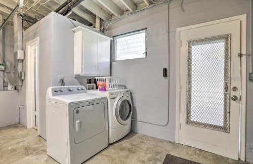 Retro St Pete Home with Private Heated Pool - Foto 27