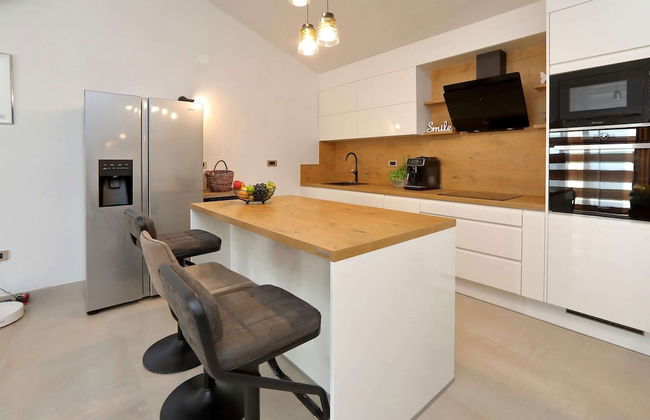 Villa in Starigrad With Heated Pool - Foto 10