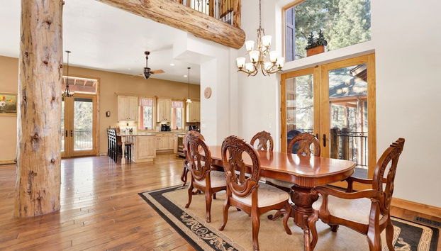 Wolf Creek Castle at Bear Mountain~ Hot Tub~ Games - Foto 3, Habitación