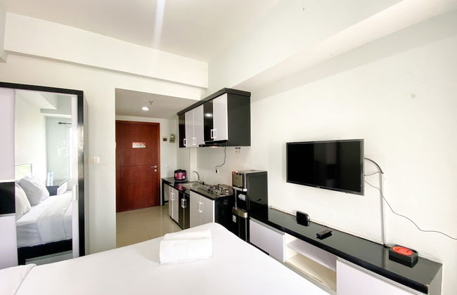 Best Deal And Cozy Studio Tamansari Mahogany Karawang Apartment - Photo 12