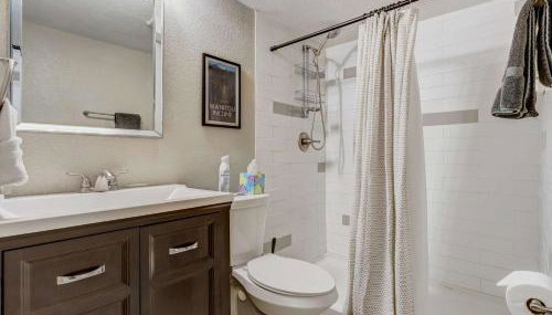 Institute Den Downtown Modern Basement Suite - Foto 5