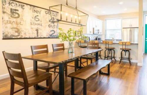 Cozy & Modern Soulard 4BR & Game Room ABODEbucks - Foto 6