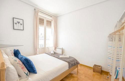 4 bedrooms 2 bathrooms furnished - Salamanca - bright - MintyStay - Photo 8