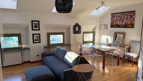 Riflessi sul Fiume - Foto 2