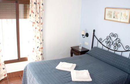 Charming House in Estepa with Mountain View - Photo 7