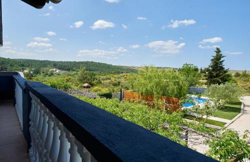 Apartment Ljubica with pool - Photo 17