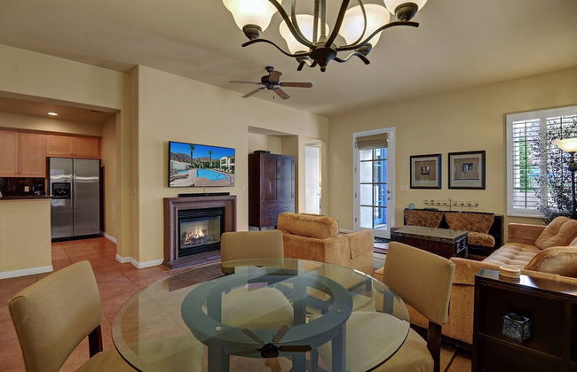 Barefoot Villa Mountain Views & Luxury Spa Access - Foto 13