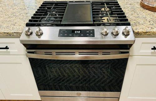 Luxury 2/2 private oasis w/Hot Tub walk to Beach - Foto 7