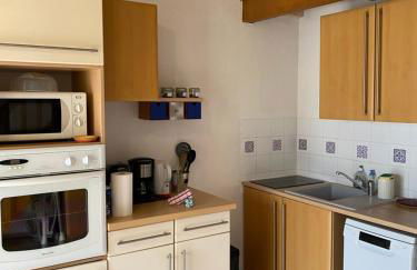 LA O'LISO Gorges de l'Ardèche gîte 4 places avec piscine à 5mn du Pont d Arc - Foto 13