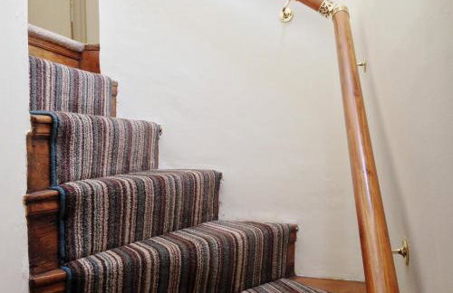 Jug And Glass Cottage - Photo 15