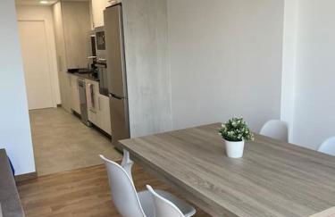 Apartamento céntrico con vistas - Photo 9