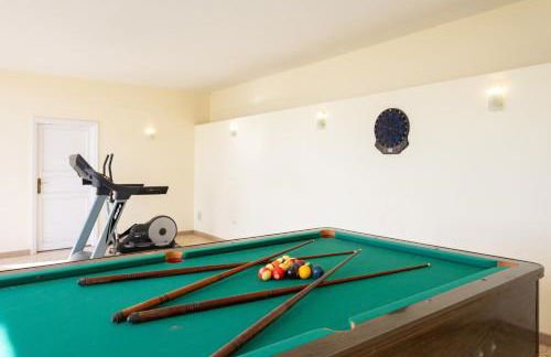 One & Only Sports and Relax Villa by Eden Rentals - Foto 11