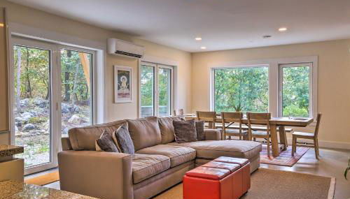 The Glabin Garrison Gem with Hot Tub and Fire Pit - Foto 5