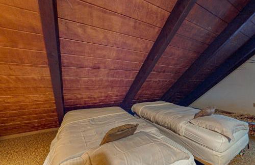 Log Ski Lodge - Photo 20