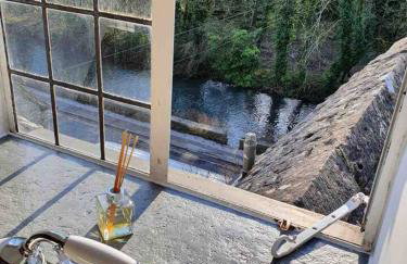 Bibury Riverside Cottage Grade II listed 6ppl - Foto 9