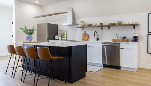 Excellence by Urooms Apartments Near NYC and Newark Airport with Parking - Foto 5