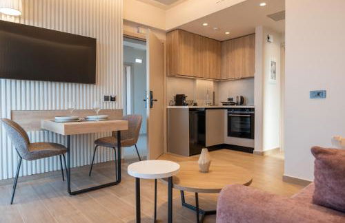 EsthiSea Suites Kalamata - Photo 60