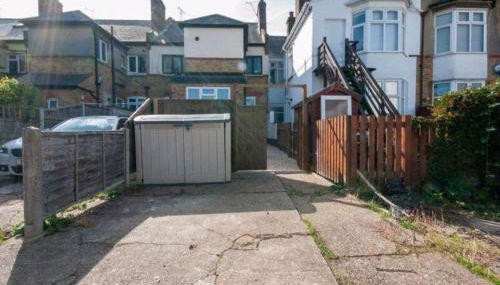 Coastal Comfort in Leigh Ideal for Work & Leisure - Foto 4