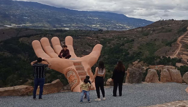 Tour por los pueblos de Ricaurte Alto - Foto 5, Mano del Artesano de Ráquira
