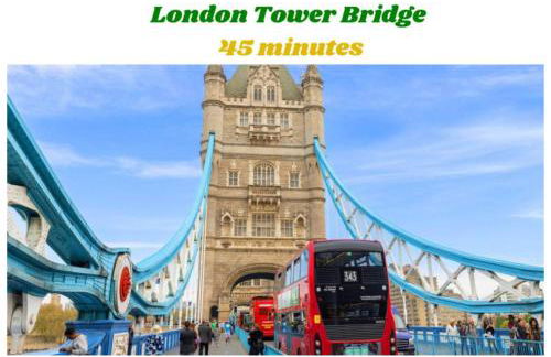 Immaculate 2BR London Flat with King Bed-Parking Available-Sleeps 6-20 Percent OFF Off Long Stays! Perfect for Families, Contractors & Couples! - Foto 62