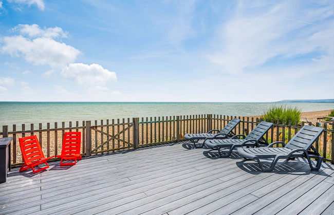 Beachfront House With 2 Kayaks Sleeps 8 - Foto 24