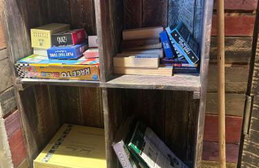 Rhodes To Serenity - Showmans Van - Foto 16