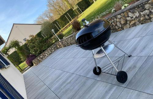 Quite House - Photo 15