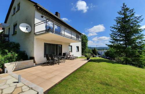 Villa Waldallee - Ferienwohnung (holidayhome) 84qm - Foto 2