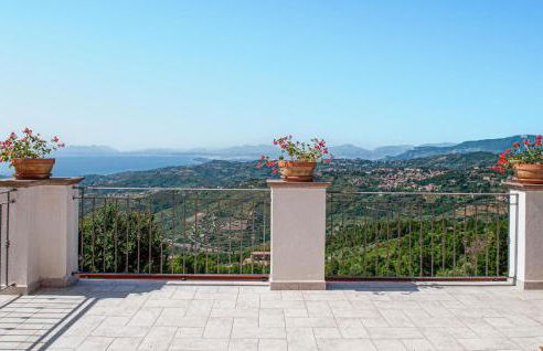 Cozy Home In Laureana Cilento - Foto 27