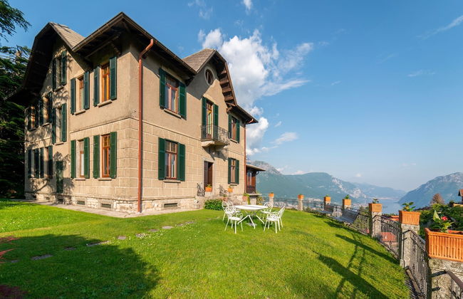 Family Villa with Stunning Lake View by Wonderful Italy - Foto 1