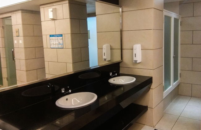 Fully Furnished with Comfortable 1BR Apartment at Mustika Golf Residence - Foto 19