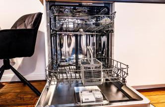 4 Zimmer hochwertig saniertes Cityapartment ruhig gelegen - Foto 42