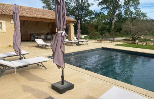 Superbe Mas Provençal rénové avec piscine, billard et climatisation à Paradou - Foto 6