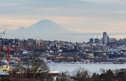 City-View Modern - Photo 35