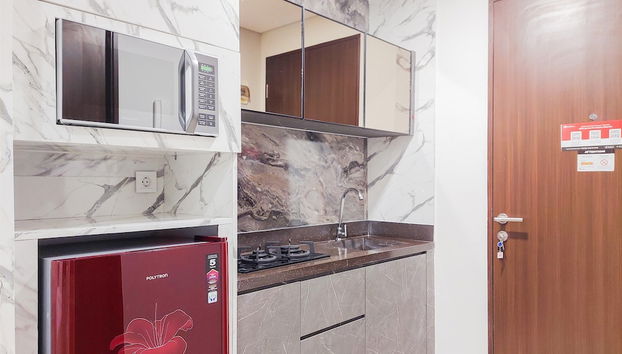 Well Furnished And Cozy Studio Transpark Bintaro Apartment By Tarvelio - Foto 5, Cocina privada