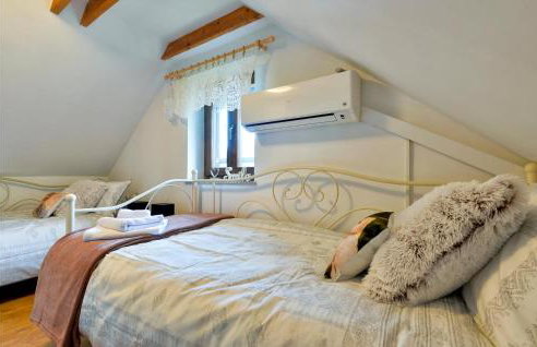 Awesome Home In Jalzabet With Kitchen - Foto 34