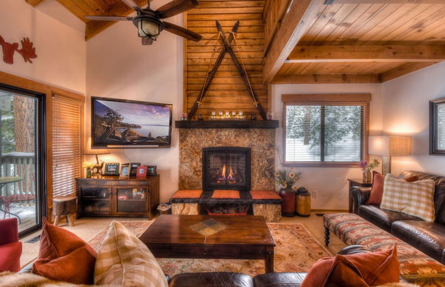 Granlibakken Retreat Near Tahoe Beach! - Photo 14