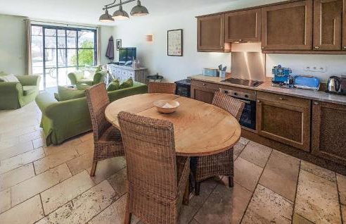 Awesome Home In Saint-Laurent-De-La-Ca - Foto 8