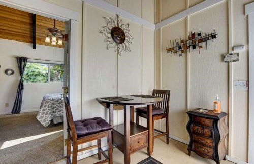 Cozy Kona Coast Apt with Lanai about 8 Miles to Beach! - Foto 10